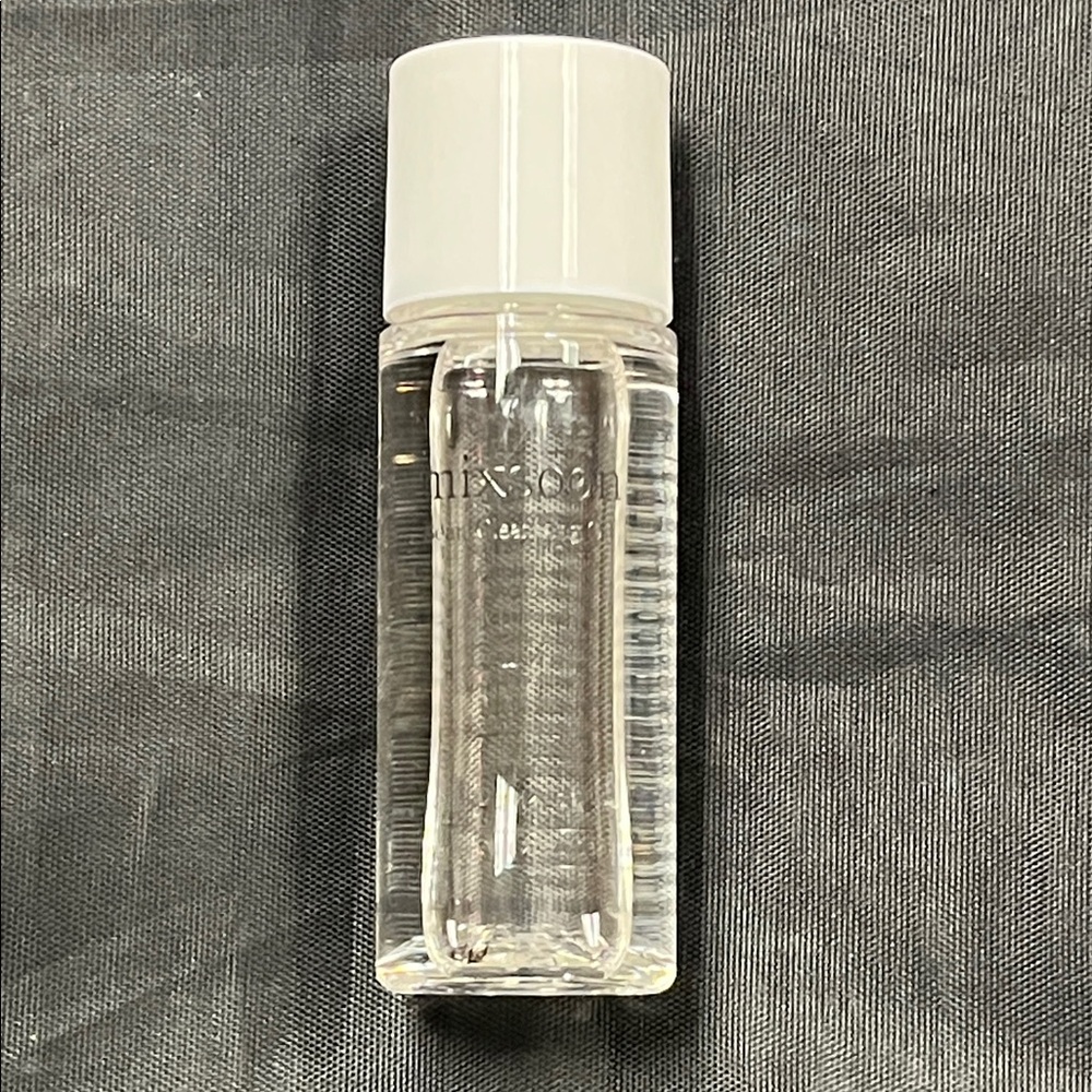 🌟4/$10 Sale🌟 Mixsoon Bean Cleansing Oil Sample Travel Size